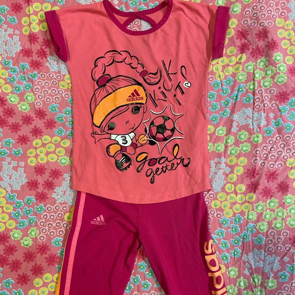Adidas girls Capri matching set #MakeAnOffer